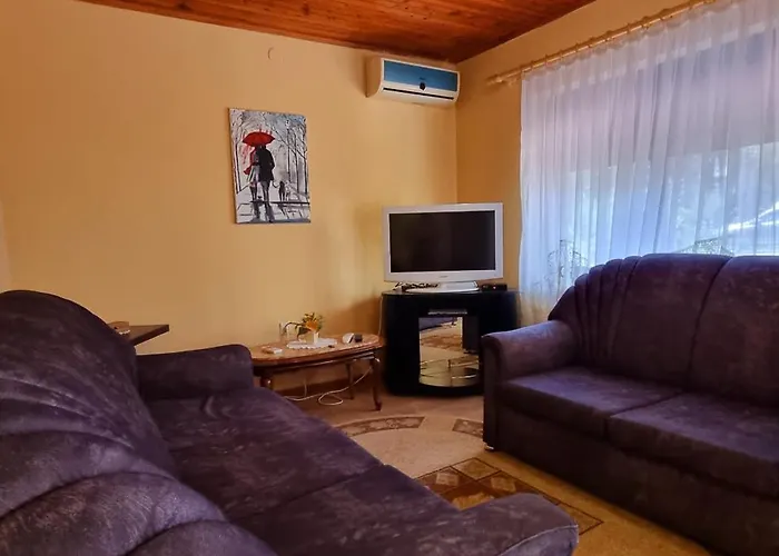 Bezhani Standard Golem (Tirana)