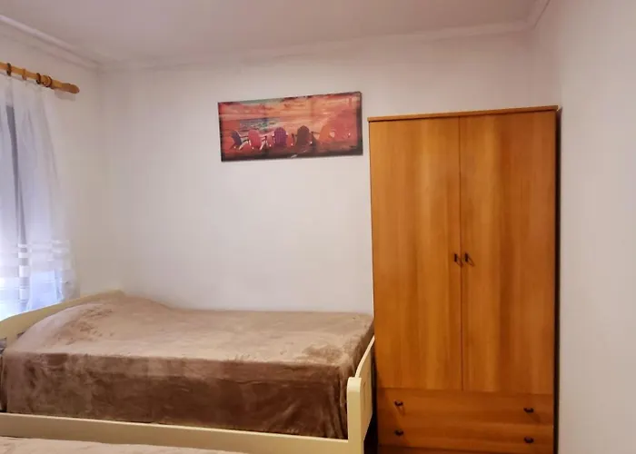 Bezhani Standard * Golem (Tirana)